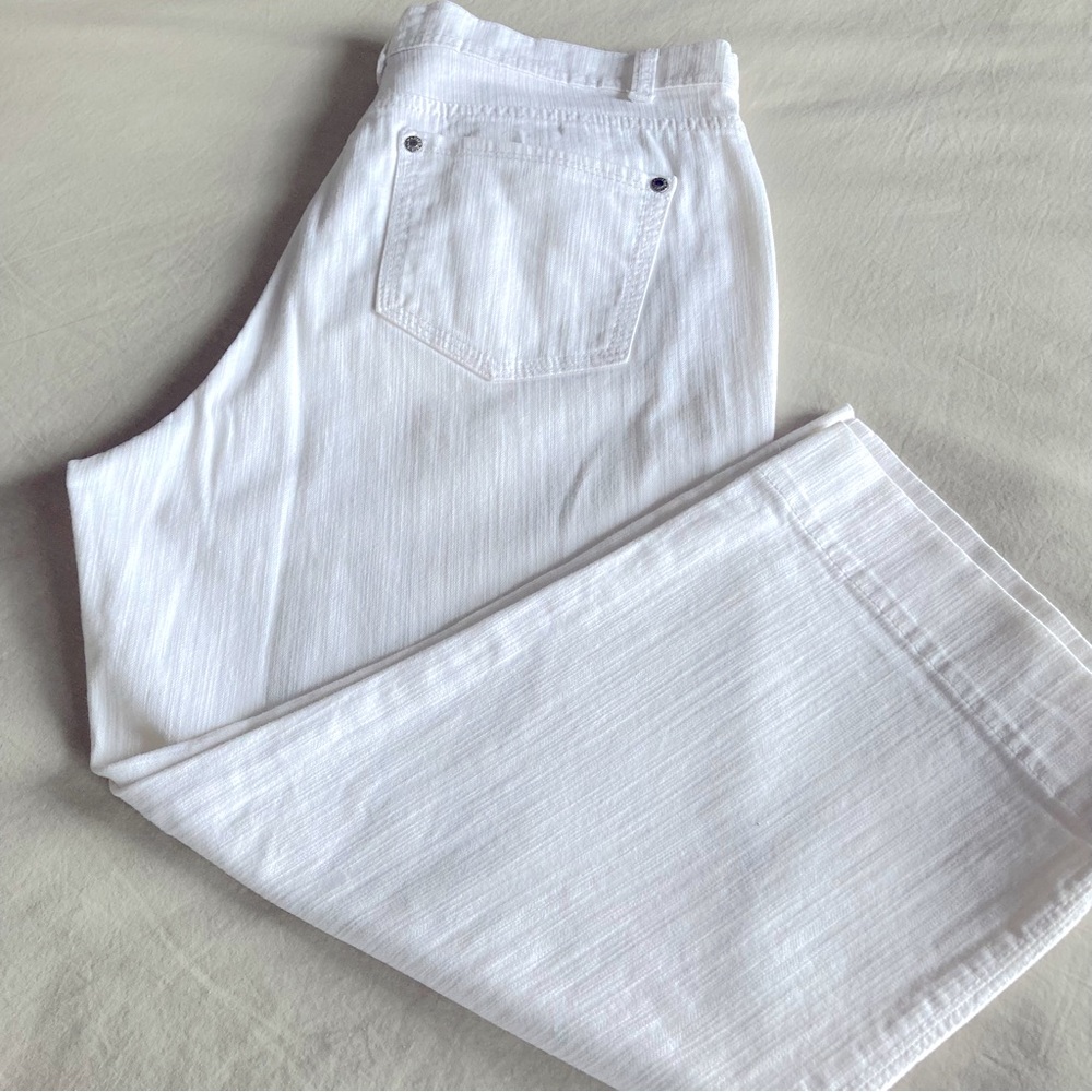 Charter Club wide leg cropped jean